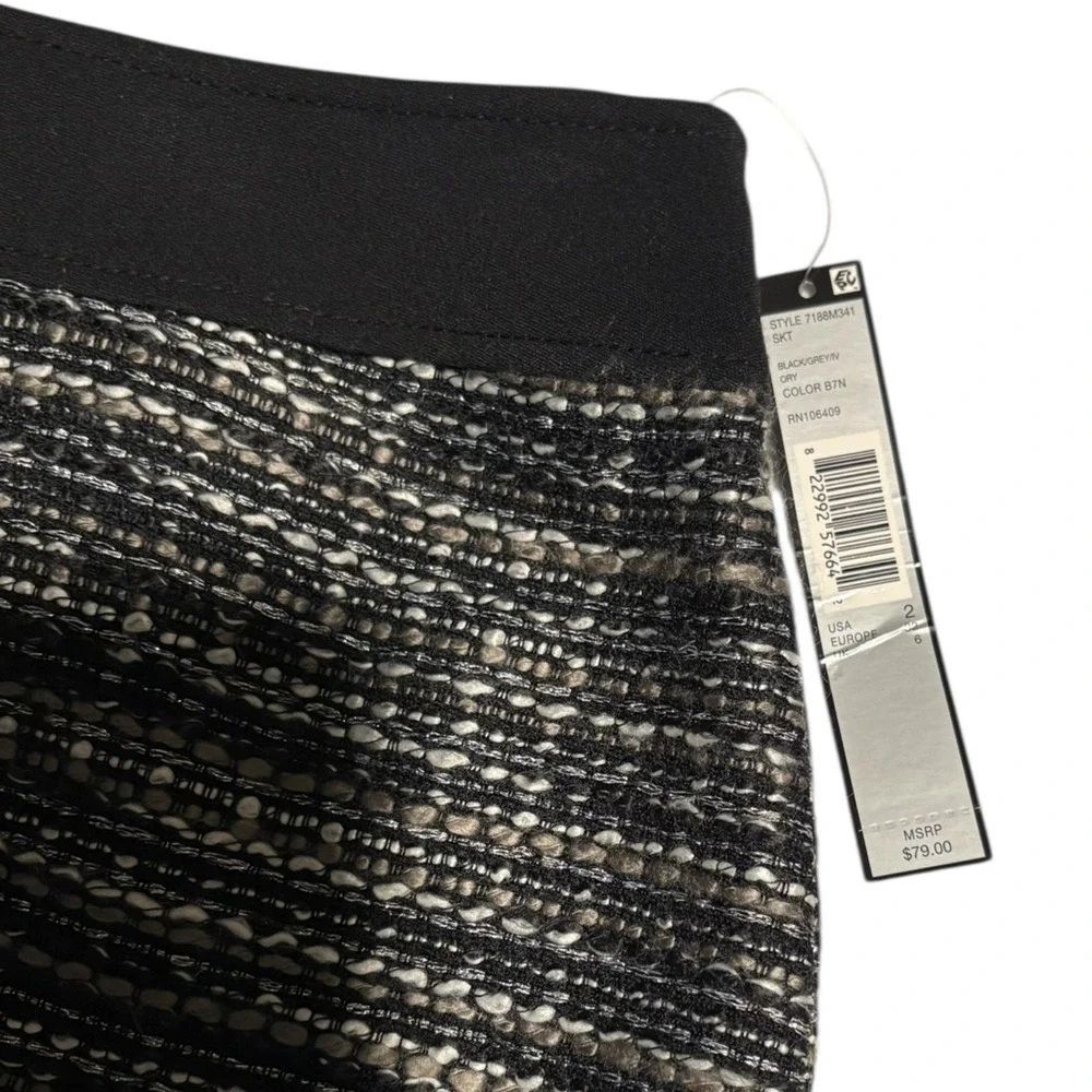 NWT Tahari Black & Gray Tweed Pencil Skirt Size 2 Fitted Y2K Clueless Classic - Picture 3 of 5